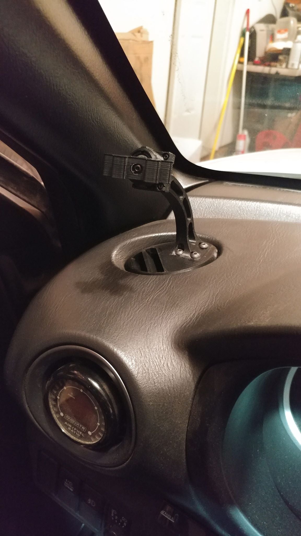 02-07 WRX/STi Dialed Mounts Defroster Vent Mount